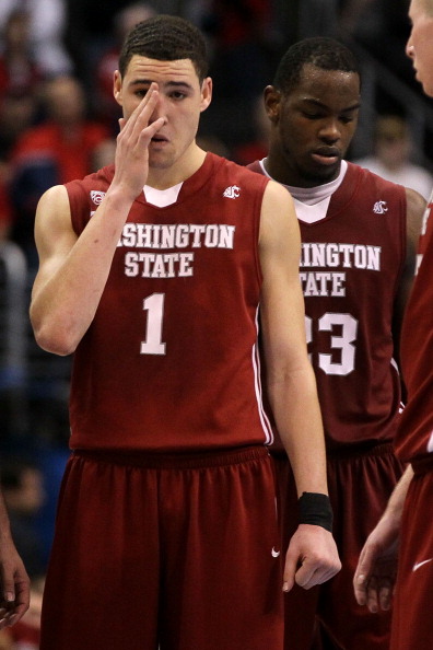 世界足球又一巨星宣布退役（又一位世界足坛巨星正式告别赛场）