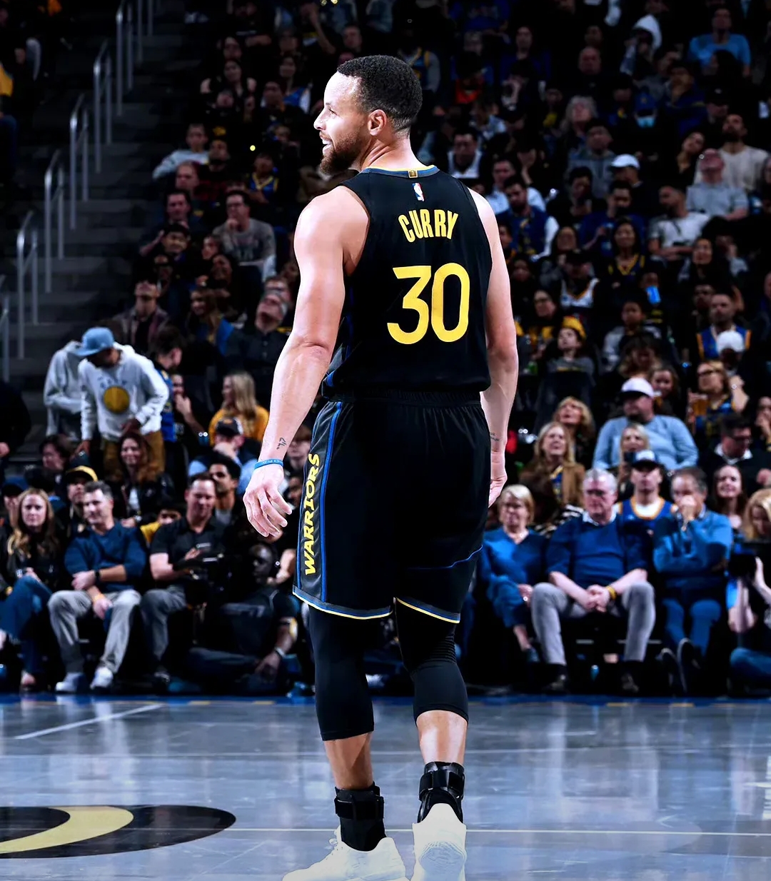 中超：武汉三镇主场1-0小胜上海申花（中超：武汉三镇坐镇主场1比0力克上海申花）