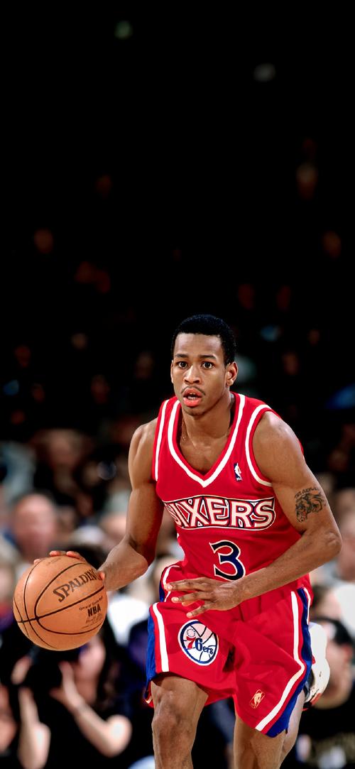 都灵旧将：莫德里奇总能带来不同，莱奥一个动作就能决定比赛（前都灵球员：莫德里奇总能改写战局，莱奥一招即可定胜负）