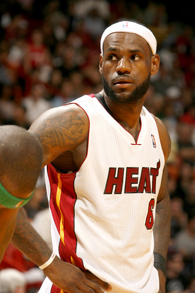 费迪南德：阿里也是一个普通人，并不是所有球员都能收获成功（费迪南德：阿里只是普通人，并非每个球员都注定成功）