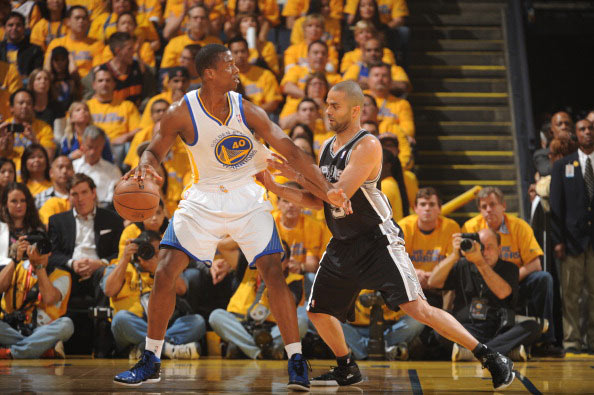 完美表现！哈维·西蒙斯半场传射建功，取得热刺生涯处子球（状态爆棚！哈维·西蒙斯半场一传一射斩获热刺首球）